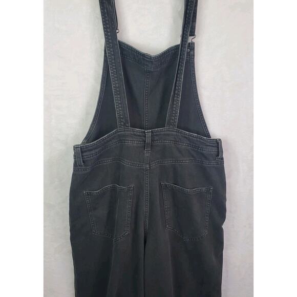 Aerie Charcoal Black Bib Overalls Women's Sz Medium Wide Straight Leg Adj Straps - Picture 6 of 8